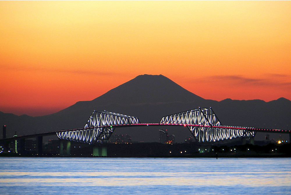 東京ゲートブリッジと富士山
