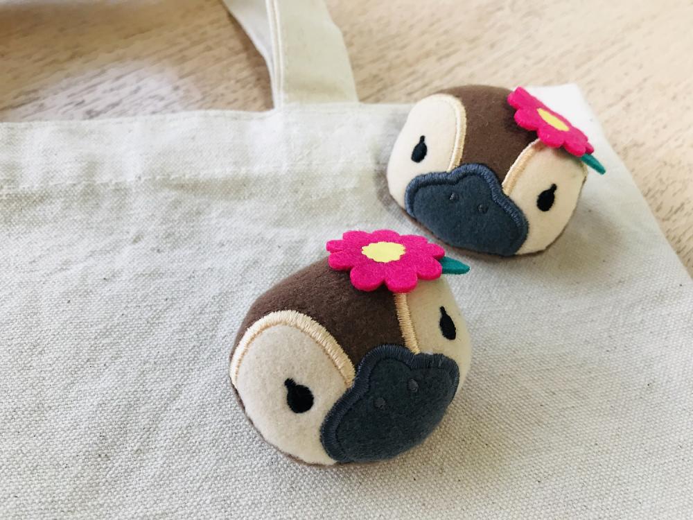 【新商品】コトミちゃん ぬいぐるみバッジ